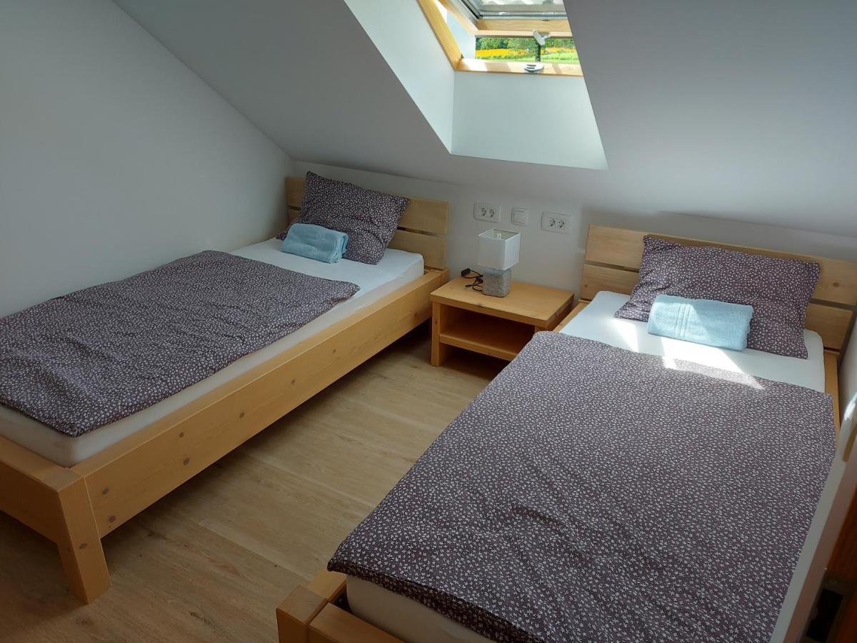 Apartma Markelj ราโดว์ลิตซา ภายนอก รูปภาพ