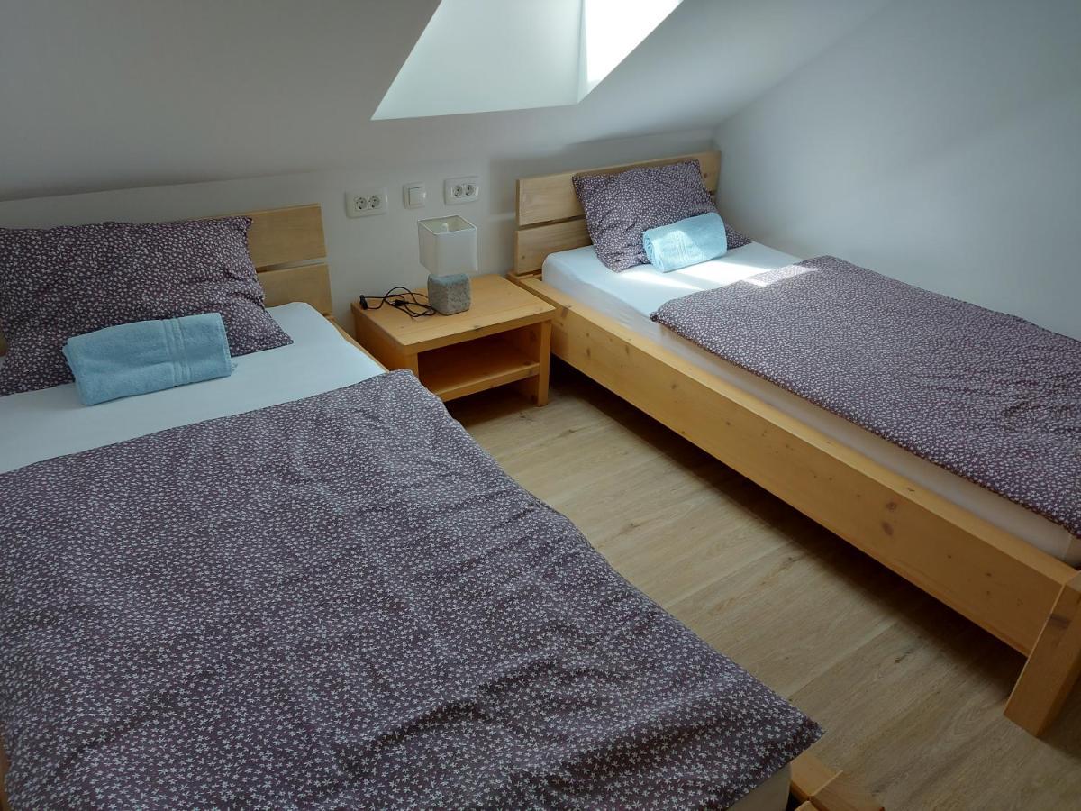Apartma Markelj ราโดว์ลิตซา ภายนอก รูปภาพ