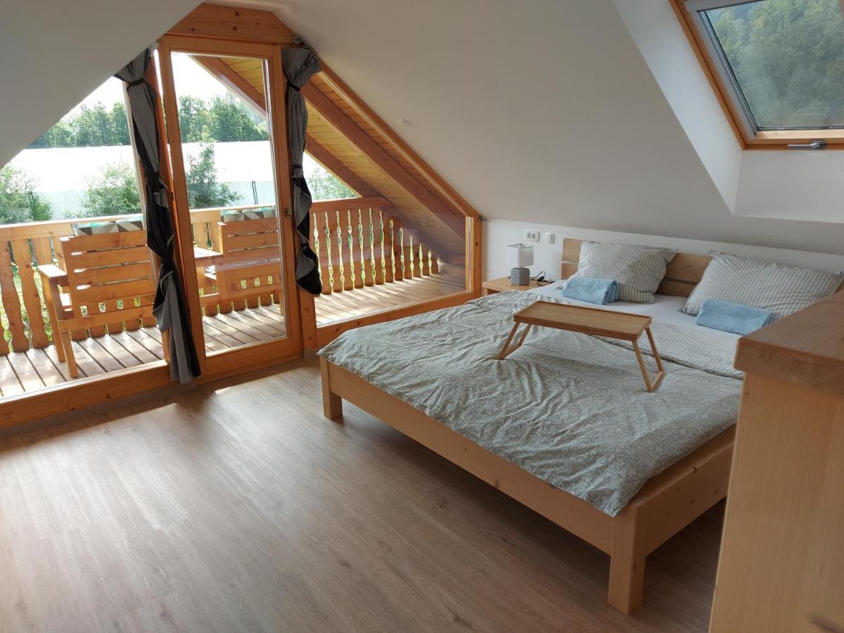 Apartma Markelj ราโดว์ลิตซา ภายนอก รูปภาพ